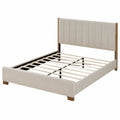 Letto matrimoniale 180 x 200 cm con testiera imbottita a doghe verticali in tessuto beige struttura in legno e rete a doghe